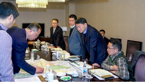 集团党委书记、董事长任丁会见峨边 县委书记谭焰一行