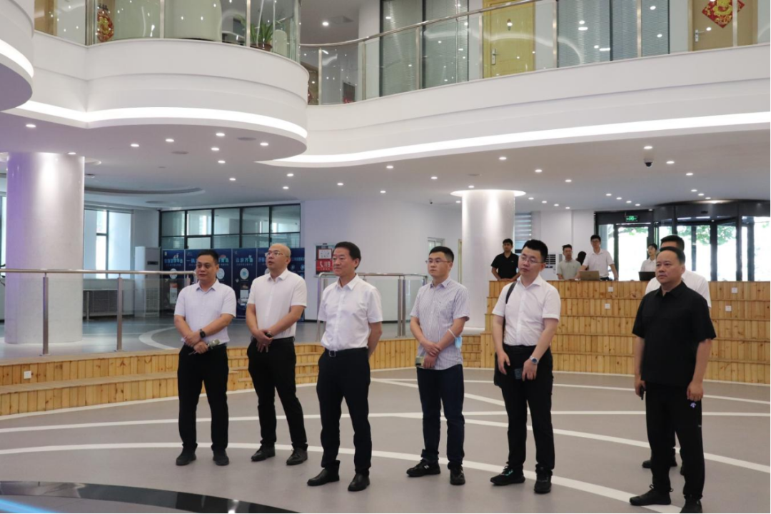 省尊龙集团：“四个导向” 推动调查研究提质增效