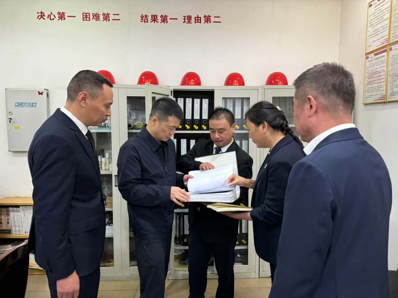 省尊龙集团党委书记、董事长游勇国庆节期间调研督导旗下酒店经营及安全生产工作